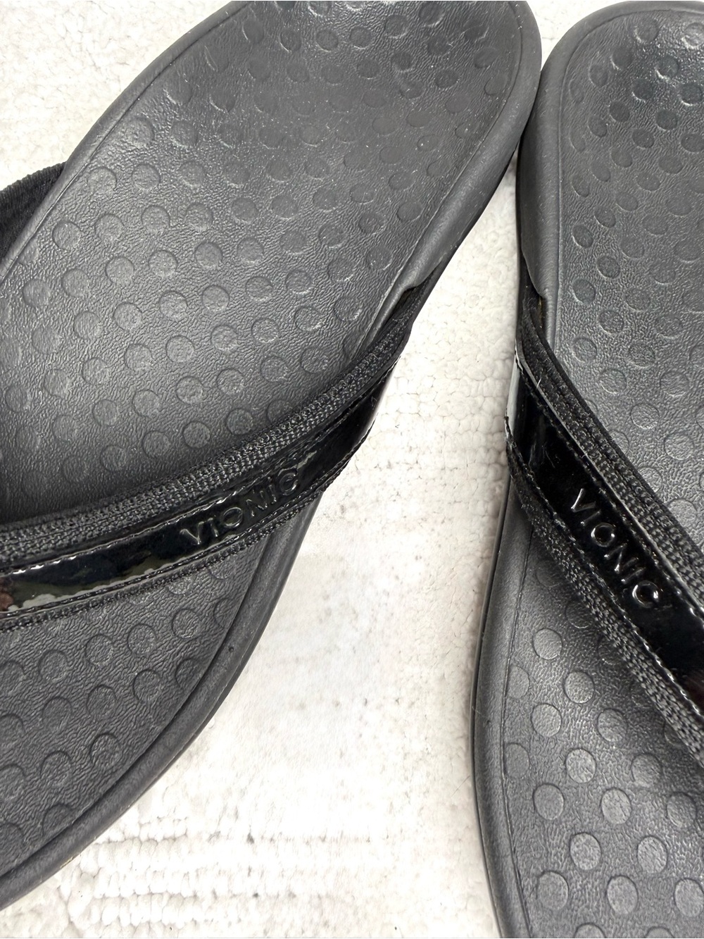 Vionic Tide II Black Patent Orthotic Thong Sandals Women’s Size 9 - Picture 6 of 10